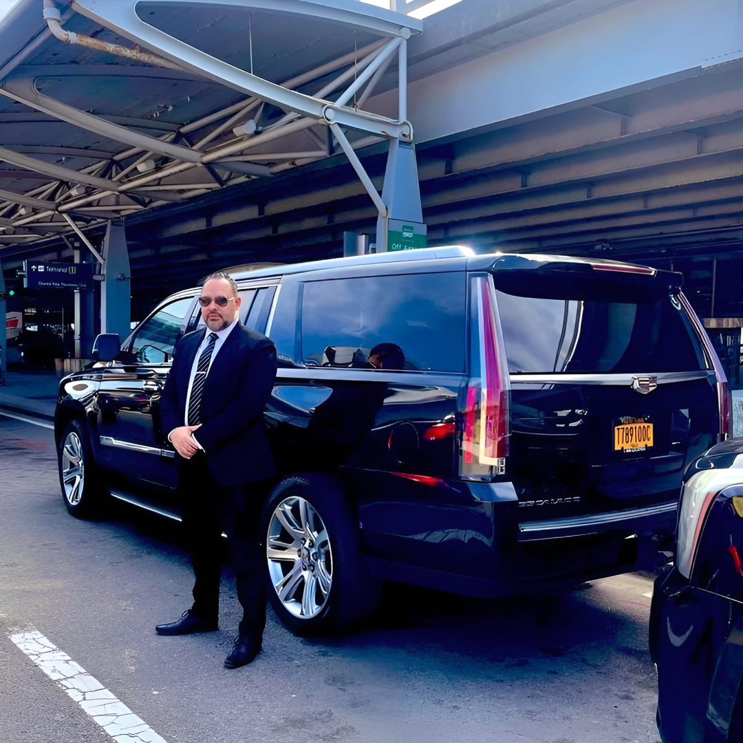How Our Black Car Service Provides Privacy and Comfort